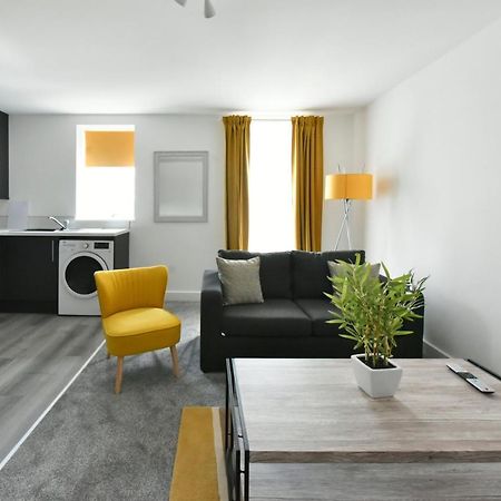 Aparthotel The Breath Taking Cube Pontefract Exterior foto